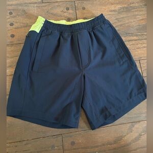 BIRDDOGS MENS SHORTS SIZE SMALL COMFY CASUAL NAVY BLUE AND NEON GREEN